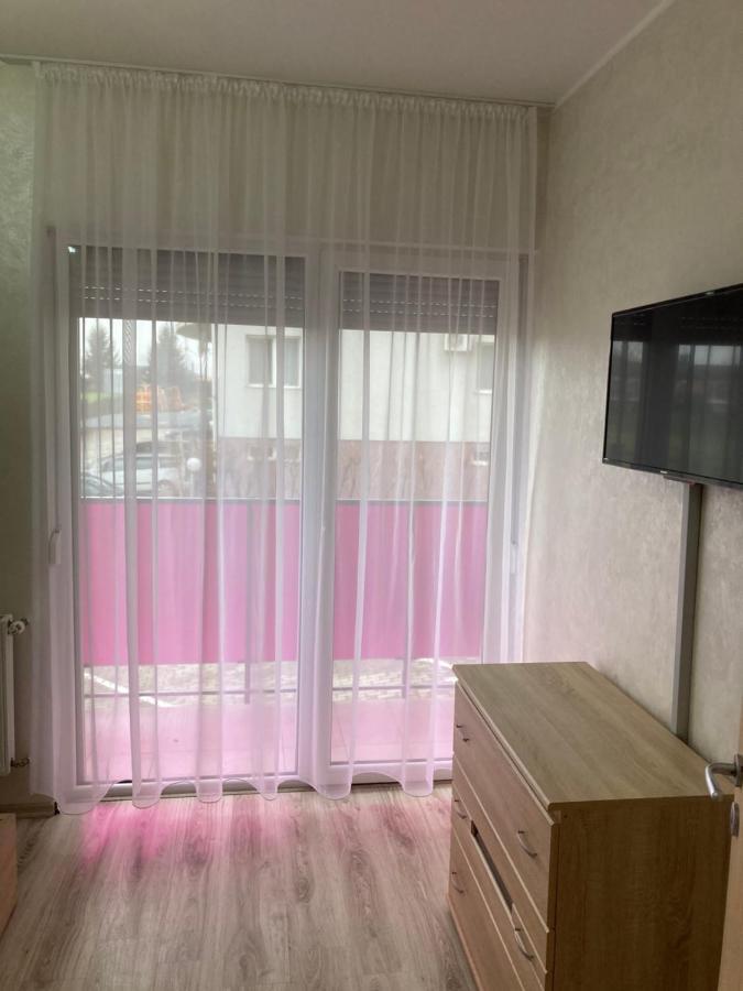 Bhoeme Apartament Oradea Εξωτερικό φωτογραφία