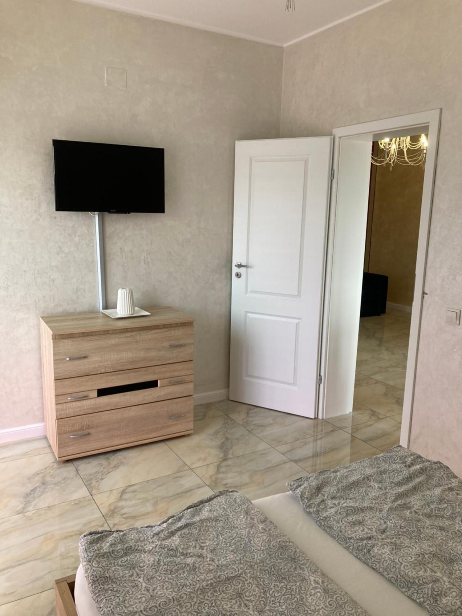 Bhoeme Apartament Oradea Εξωτερικό φωτογραφία