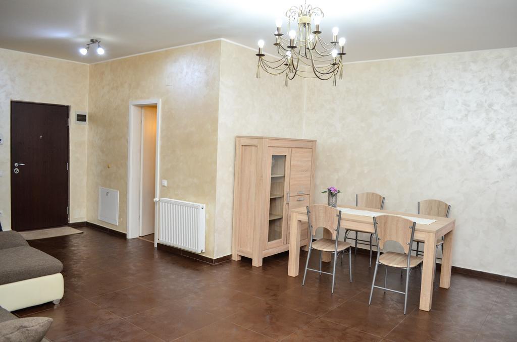 Bhoeme Apartament Oradea Εξωτερικό φωτογραφία